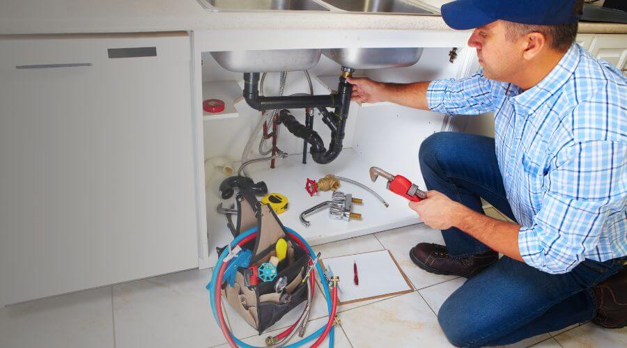 Expert burst pipe repair services in Menno, SD